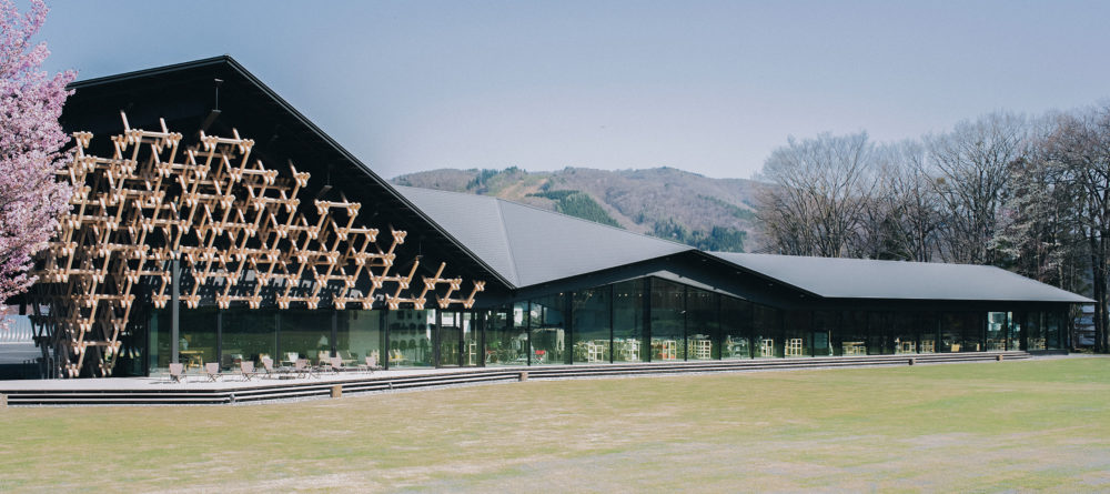 snow peak LAND STATION HAKUBA